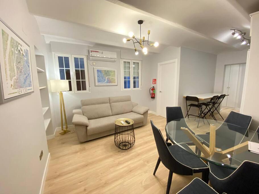 Plaza Santa Ana Ec Apartment Madrid Bagian luar foto